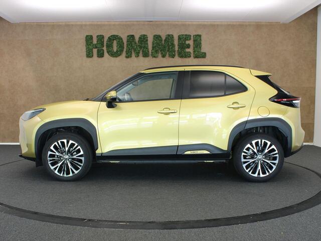 Toyota YARIS Cross 1.5 Hybrid Executive ORIGINEEL NEDERLANDSE AUTO - TREKHAAK 750KG GEREMD TREKGEWICHT - HEAD-UP DISPLAY - PARKEERSENSOREN VOOR EN ACHTER - JBL GELUIDSINSTALLATIE - STOEL VERWARMING - DRAADLOZE OPLADER - DODEHOEK DETECTIE