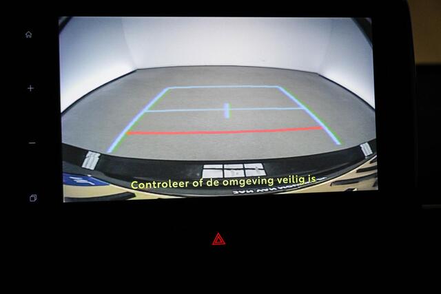 Toyota YARIS 1.5 Hybrid 115 First Edition | CLIMA | STUURVERWARMING | APPLE | CAMERA