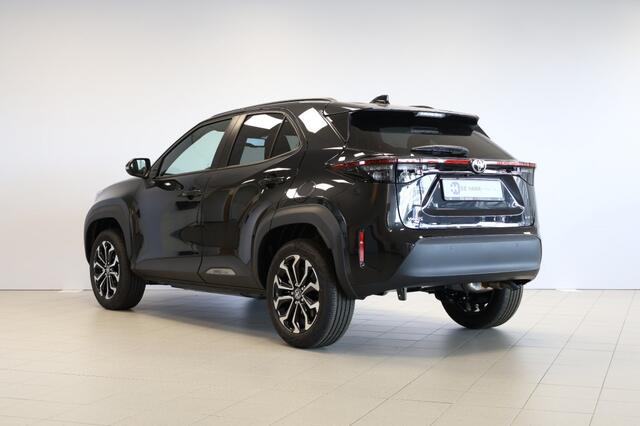 Toyota YARIS 1.5 Hybrid Teamplayer 130PK - Winterpakket - Apple CarPlay - Dodehoek