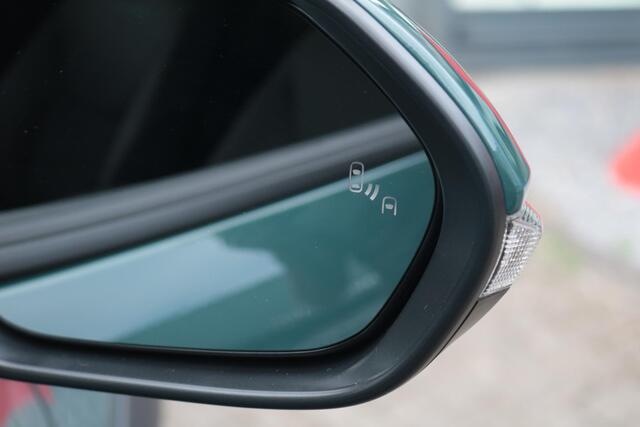 Toyota YARIS Cross 1.5 Hybrid 115 Dynamic, Comfortpack, BSM, Nieuw, Snel leverbaar!