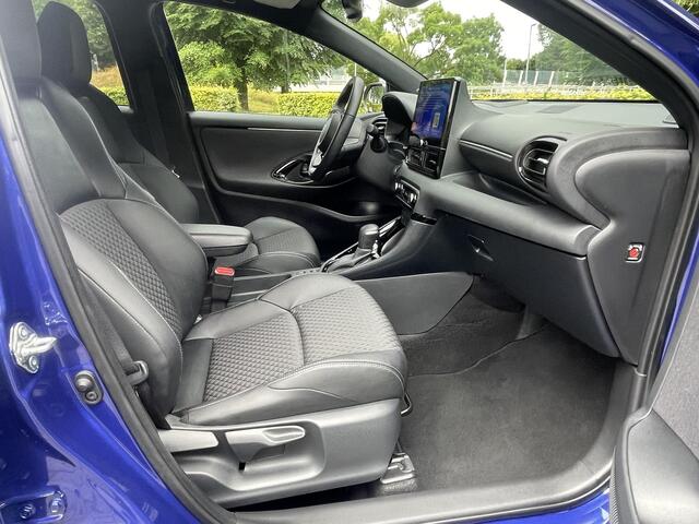 Toyota YARIS 1.5 Hybrid 130 Executive Premium Panoramadak