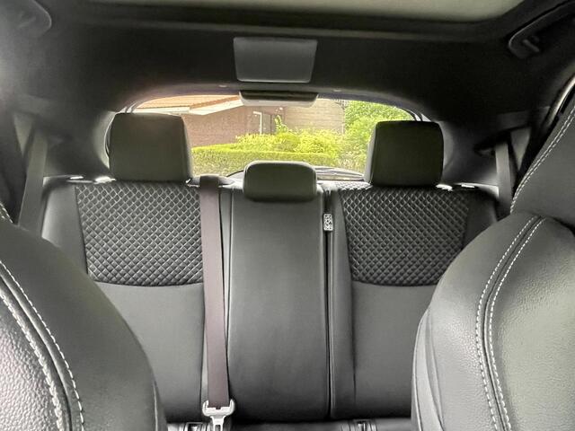 Toyota YARIS 1.5 Hybrid 130 Executive Premium Panoramadak