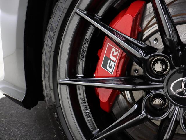 Toyota YARIS 1.6 GR Performance *nieuw* Rijklaar | MY2023