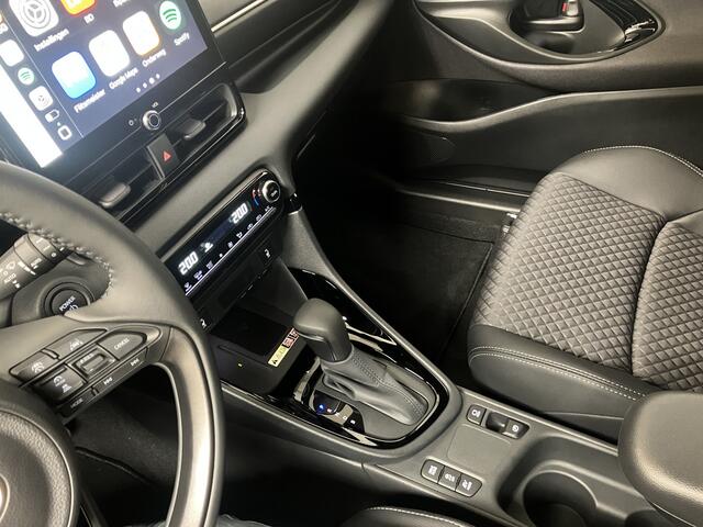 Toyota YARIS 1.5 Hybrid 130 EXEC/HEAD-UP/JBL/PDC/DODEHOEK/17 INCH/NIEUW