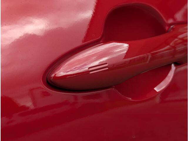 Toyota YARIS 1.5 Hybrid 130 Executive | Leer | Keyless | Stoel- stuurverwarming | ACC | BSM | Camera