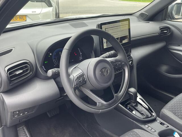 Toyota YARIS Cross 1.5 Hybrid 115 First Edition | Nieuwe auto! | Stoelverwarming | Climate control |