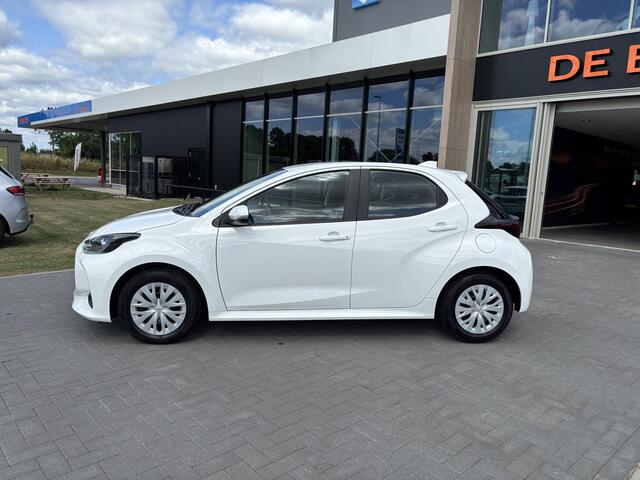Toyota YARIS 1.5 VVT-i Active Camera I Carplay I Airco