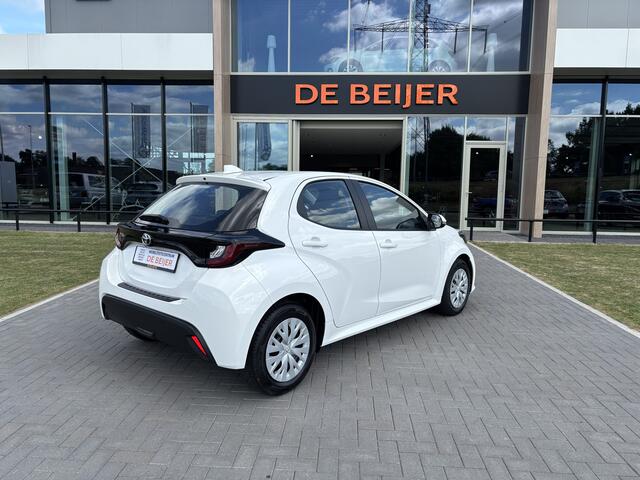 Toyota YARIS 1.5 VVT-i Active Camera I Carplay I Airco