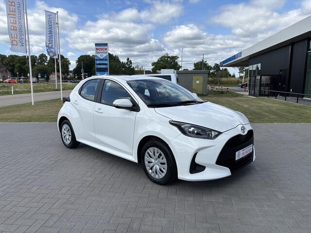 Toyota YARIS 1.5 VVT-i Active Camera I Carplay I Airco