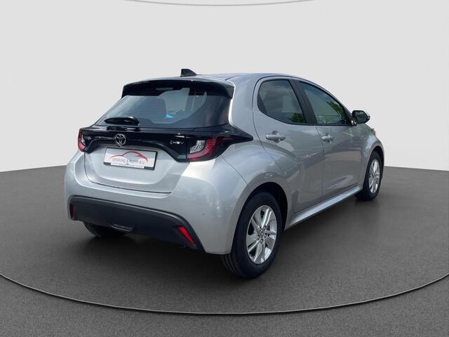 Toyota YARIS 1.5 Hybrid 115 Active