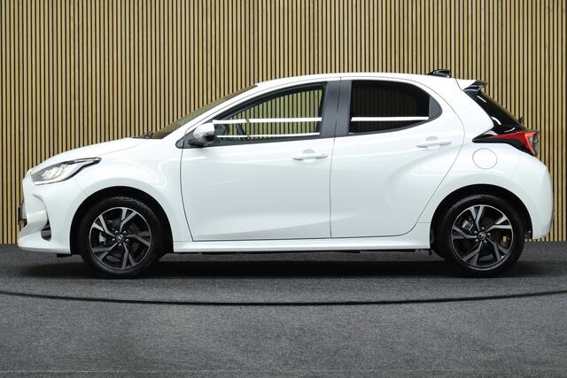 Toyota YARIS 1.5 Hybrid 115 Executive Edition | Facelift | Dodehoekdetectie | Adaptive-cruise | Maps Navigatie | Apple Carplay & Android Auto | Camera | Parkeerhulp