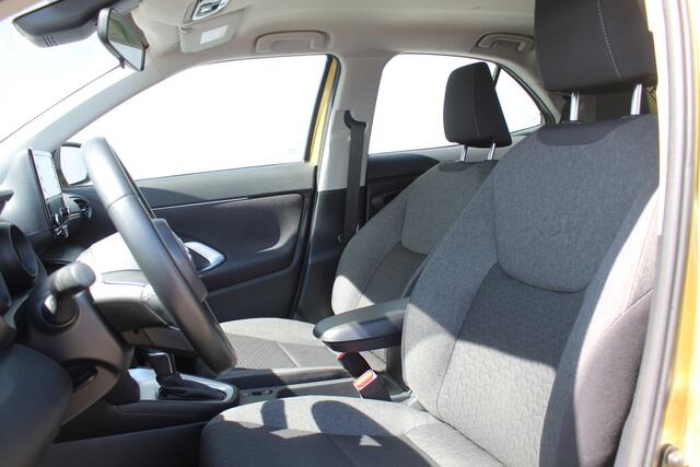 Toyota YARIS Cross 1.5 Hybrid Comfort Apple carplay/ android auto l Armsteun l Elektrisch inklapbare buitenspiegels l Climate control l Achteruitrijcamera