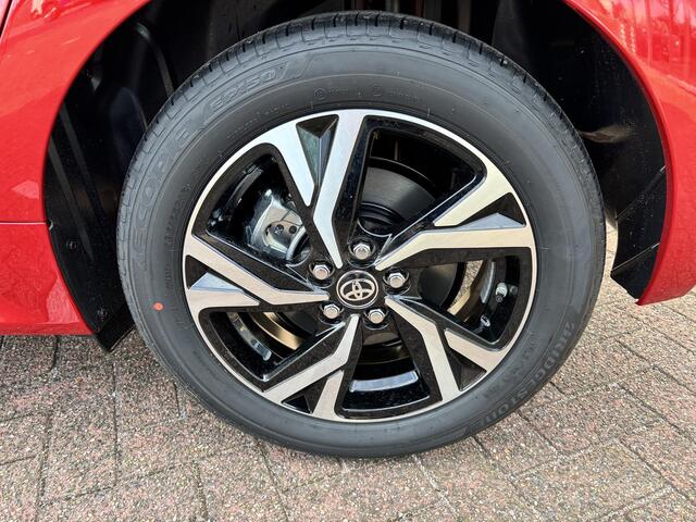 Toyota YARIS 1.5 Hybrid 115 First Edition, Apple Carplay Android Auto, Adaptive Cruise Controle ,Privacy Glass,Smart Key