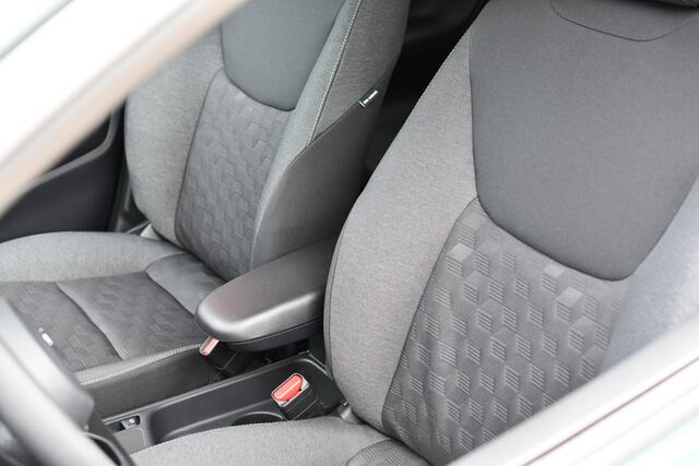 Toyota YARIS 1.5 Hybrid 115 Dynamic Automaat 116pk Comfort Pack | Dodehoekdetectie | Cloud Navi | Parkeersensoren |