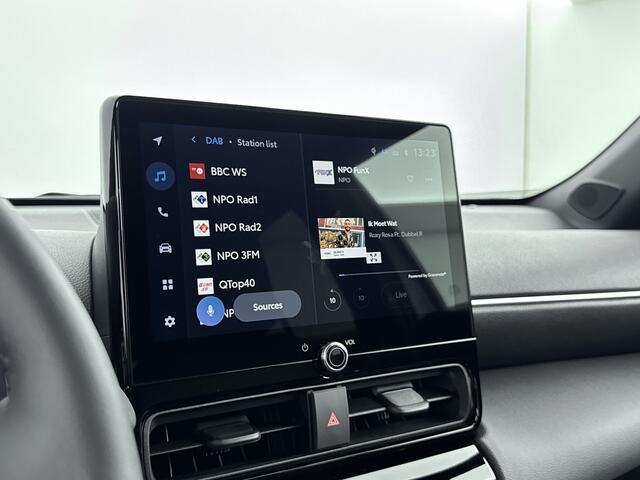 Toyota YARIS Cross 1.5 Hybrid 130 Dynamic Limited | Stoel -/ Stuur verwarming | Apple Carplay -/ Android Auto |