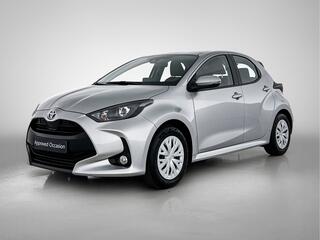 toyota-yaris-1.5-hybrid-active--cl