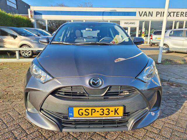 Toyota YARIS 1.5 HYBRIDE (is een Mazda 2 = identiek)
