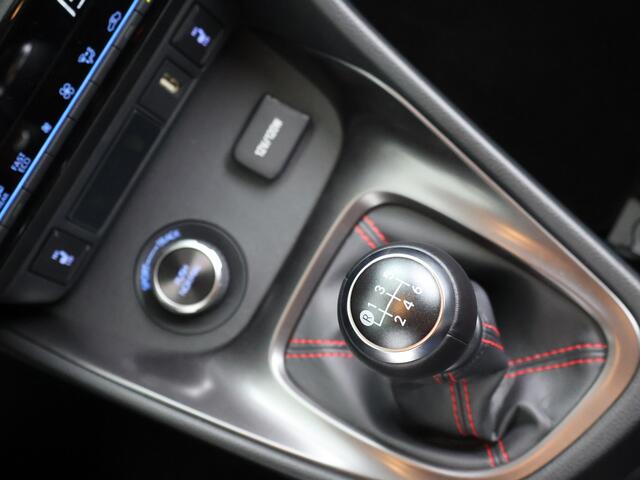 Toyota YARIS 1.6 GR Performance *nieuw* Rijklaar | MY2023