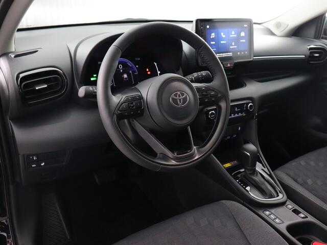 Toyota YARIS 1.5 Hybrid Team Player (Virtual Cockpit / Led / Camera / Stuur-Stoelverw.)