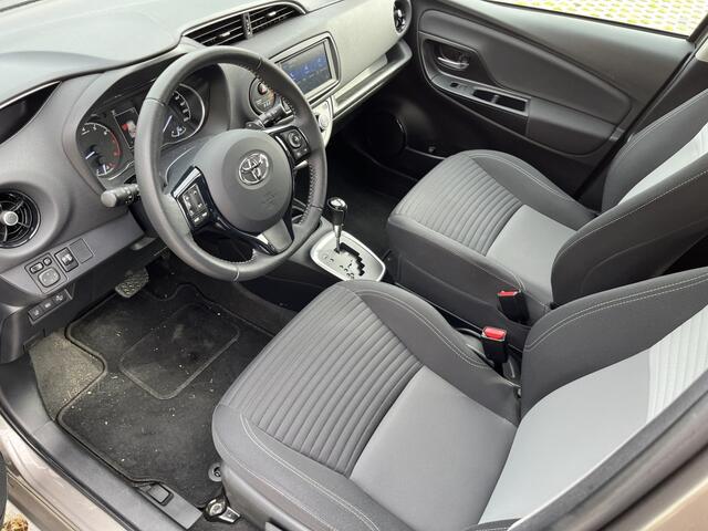 Toyota YARIS 1.5 benzine Dynamic | metallic lak | winterpack | climatronic
