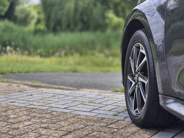 Toyota YARIS 1.5 Hybrid Dynamic