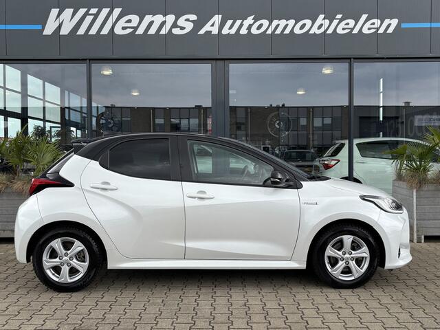 Toyota YARIS 1.5 Hybrid Launch Edition Camera, Adaptive Cruise & Stoelverwarming