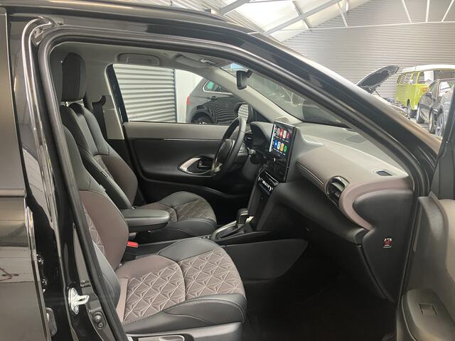 Toyota YARIS Cross 1.5 Hybrid 130 EXECUTIEVE/PDC V+A/EL A KLEP/DODE HOEK/LEER/STOF/ENZ