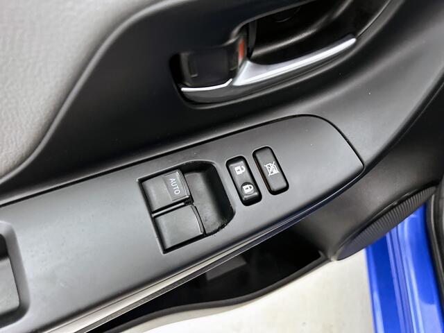 Toyota YARIS 1.5 Hybrid Active | Dealer onderhouden | Cruise control | Climate control | Full map navigatie |