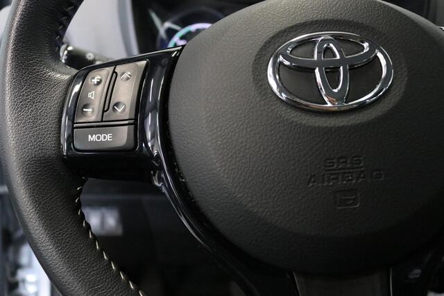 Toyota YARIS 1.5 Hybrid Aspiration | CAMERA | TREKHAAK | NAP | NAVI |
