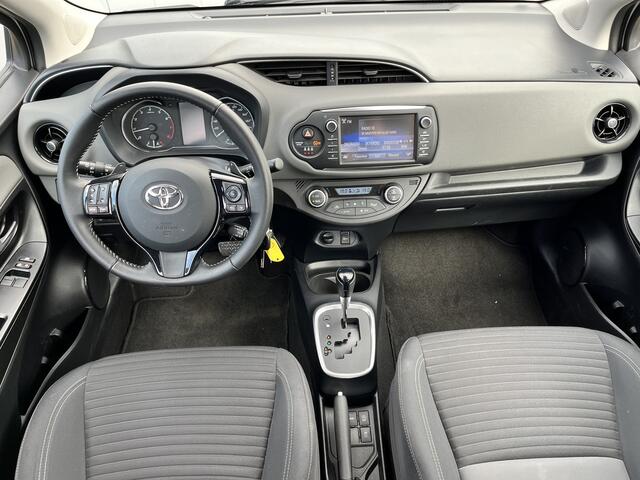 Toyota YARIS 1.5 VVT-i Active Clima Cruise Camera Trekhaak NL auto!
