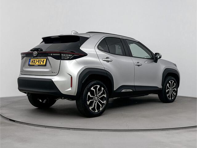 Toyota YARIS Cross 1.5 Hybrid 130 Dynamic Limited | Apple Carplay & Android Auto | Parkeercamera |