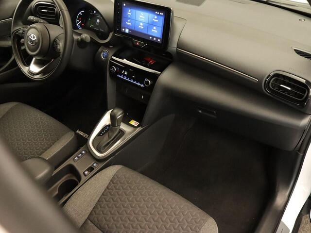 Toyota YARIS Cross 1.5 Hybrid Team D - 100% DEALER ONDERHOUDEN! - KEYLESS ENTRY & START - NAVIGATIE - APPLE CARPLAY & ANDROID AUTO - ACHTERUITRIJCAMERA
