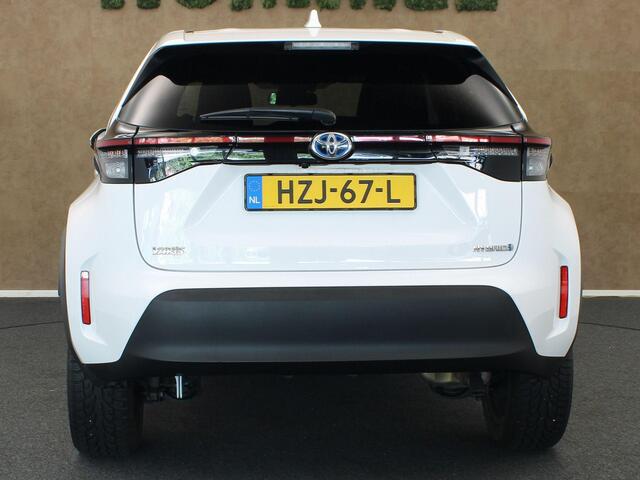 Toyota YARIS Cross 1.5 Hybrid Team D - 100% DEALER ONDERHOUDEN! - KEYLESS ENTRY & START - NAVIGATIE - APPLE CARPLAY & ANDROID AUTO - ACHTERUITRIJCAMERA
