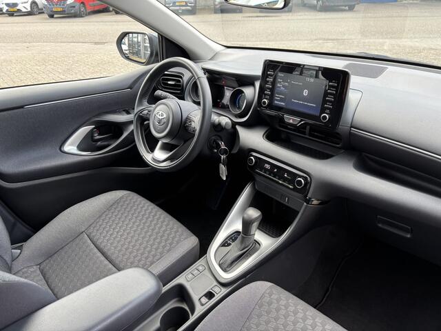 Toyota YARIS 1.5 Hybrid Dynamic / Camera / Climate Control / Android Auto/ Apple Carplay /