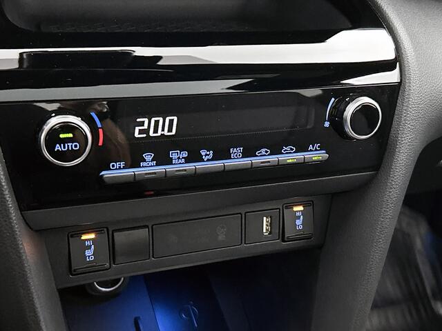 Toyota YARIS Cross 1.5 Hybrid Dynamic | Elek. achterklep | Stoel en stuurwielverwarming | Full map nav | Camera |