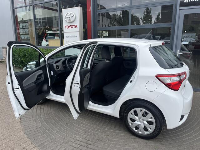 Toyota YARIS 1.5 Hybrid Active