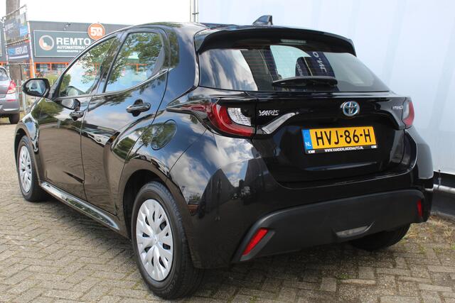 Toyota YARIS 1.5 Hybrid 115 Comfort Apple carplay/ android auto l Cruise control l Climate control l Achteruitrijcameral Climate control l Achteruitrijcamera