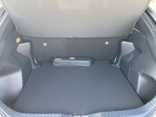 Toyota YARIS Cross 1.5 Hybrid 115 Dynamic + comfort pack! | Uit voorraad leverbaar!