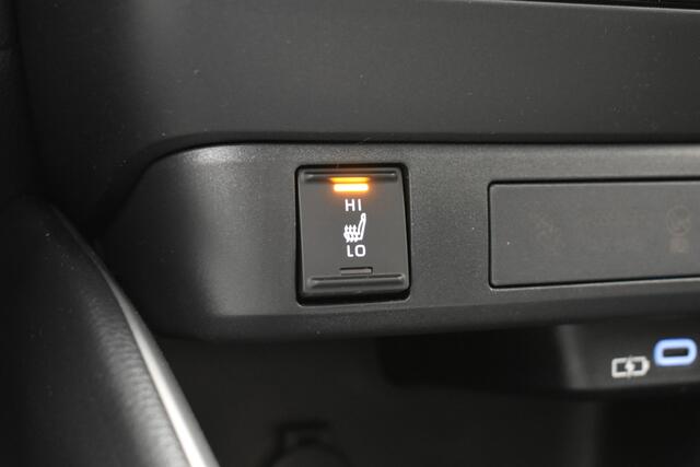 Toyota YARIS 1.5 Hyb Nieuw Rijklaar Camera PDC v+a Stoel/Stuur Verwarming Adaptive Cruise Control