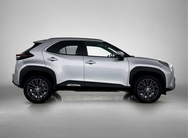 Toyota YARIS Cross 1.5 Hybrid Adventure | Stoelverwarming | PDC voor en achter | Blindspot | Navigatie |