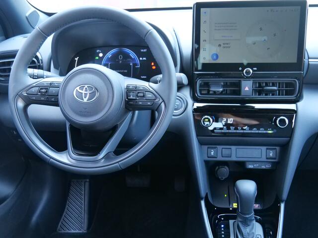 Toyota YARIS Cross 1.5 Hybrid 130 Pk Teamplayer Automaat Apple Carplay / DAB / Camera / Stoelverwarming