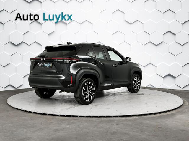 Toyota YARIS 1.5 Hybrid 115 First Edition | Adaptieve Cruise Control | Parkeersensoren + camera