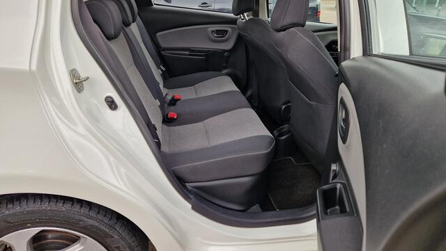 Toyota YARIS 1.5 Hybrid Trend