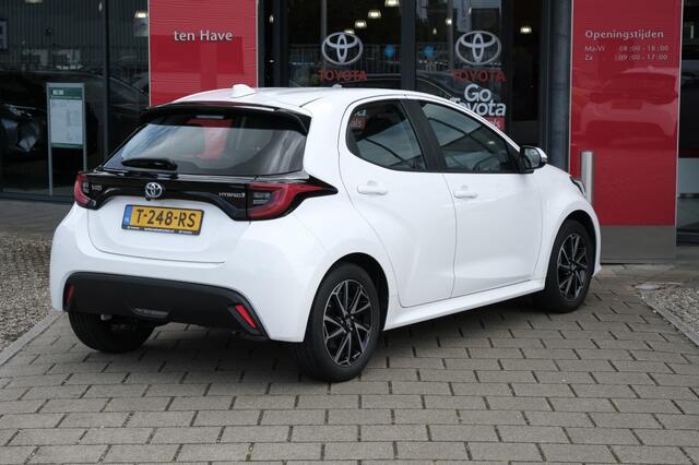 Toyota YARIS 5-deurs 1.5 Hybrid 115PK Dynamic automaat