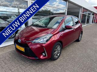 toyota-yaris-1.5-hybrid-dynamic--2