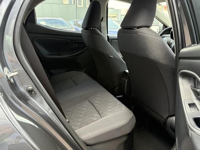 Toyota YARIS Business Plus