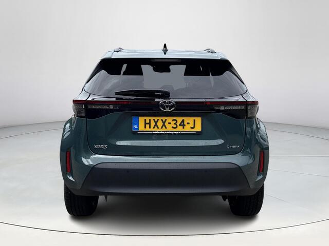 Toyota YARIS Cross 1.5 Hybrid 115 Dynamic **STOEL EN STUURWIELVERWARMING/ DODEHOEK DETECTIE/ PARKEERSENSOREN**