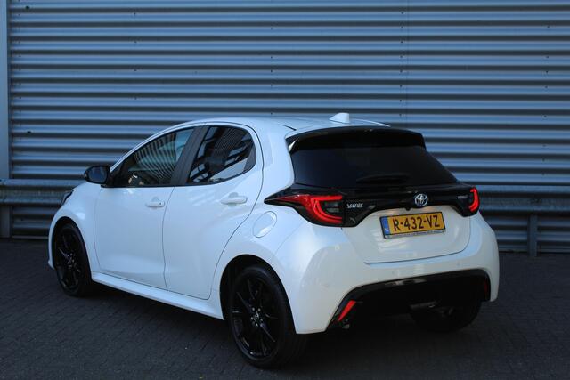 Toyota YARIS 1.5 Hybrid 116pk Executive Automaat NL-Auto NAP 10 Jaar Garantie Clima Cruise Navi Carplay Camera 17"LMV Stoelverwarming