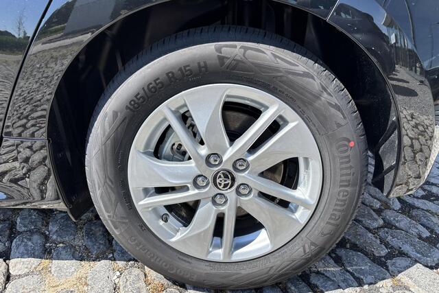 Toyota YARIS 1.5 Hybrid 115 Active Limited, Parkeersensoren, Stoelverwarming, Apple carplay, Android auto.