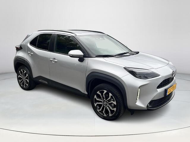 Toyota YARIS Cross 1.5 Hybrid 115 First Edition | Navigatie | Achteruitrijcamera | Stuurverwarming | Stoelverwarming